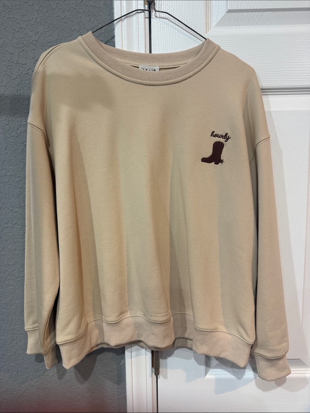 LELIS Women's Western Cream Crewneck Sweatshirt W/ Brown Boot Size XS Like New